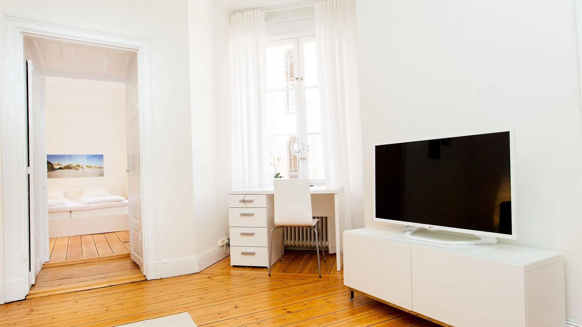 Апартаменты Apartdirect Sveavagen Стокгольм