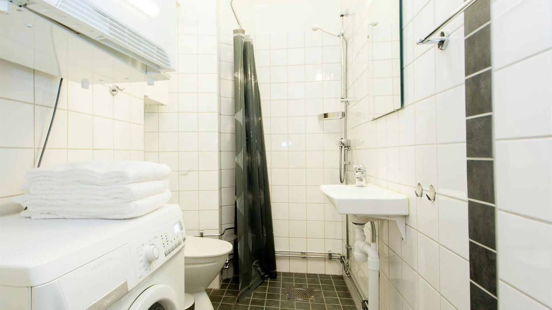 Апартаменты Apartdirect Sveavagen Стокгольм